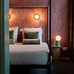 Little Jack Boutique 3*